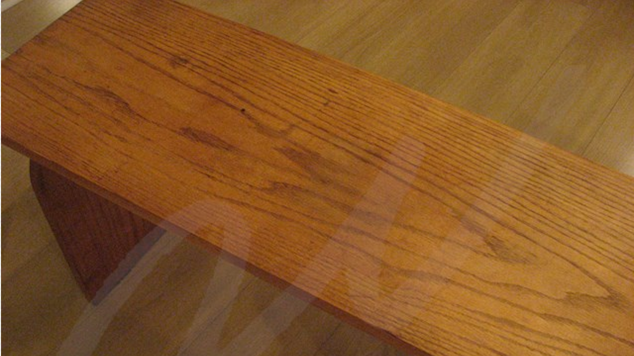 はじめての木工作でつくったコンパクトに分解できる組み立てテーブルの手入れ