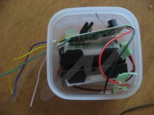 電池ボックスと受信機